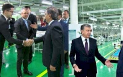 Özbekistan'da 11.000 m2'lik alanda uyguladığımız zemin kaplaması